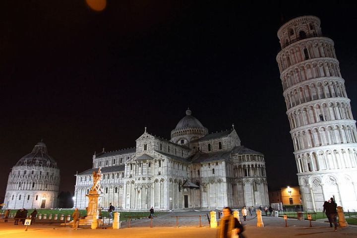 The piazza at night